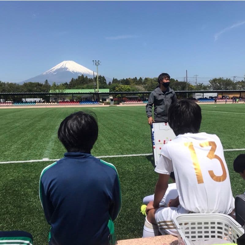 興津大三 DAIZO FOOTBALL FAMILLIAR SOCCER サッカー フットボール ファミリア だいぞう おきつ 静岡 清水 島田 shimada しまだ あかでみー 奈良 山辺高校 ボスコヴィラ ボスコビラ 山辺高校 選手権 ユース ジュニアユース ユース 中学生 小学生 サッカースクール 淡路島 清水商業 清商 サッカー部 優勝 全日本 陸上 兵庫 プロ Jリーガー 大和高原 アルトラ あるとら 筑波大学 エスパルス スカウト アーセナル